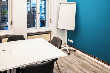 Berlin workshop spaces Meeting room Stubbenkammer image 1
