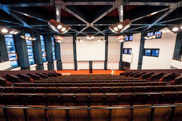 Hamburg Präsentation  Auditorium image 3