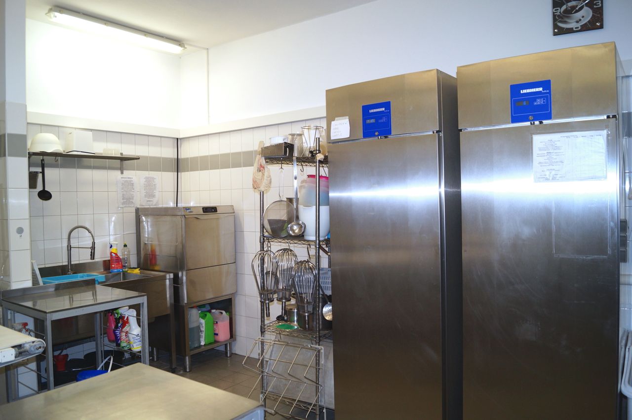 Berlin  Küche Backstube Sarina image 2