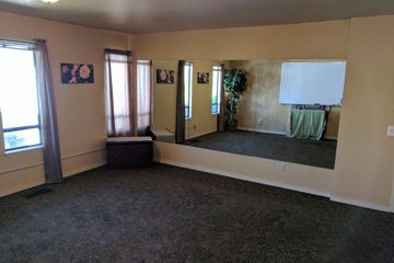 Santa Cruz workshop spaces Private residence Multifunctional Space image 1