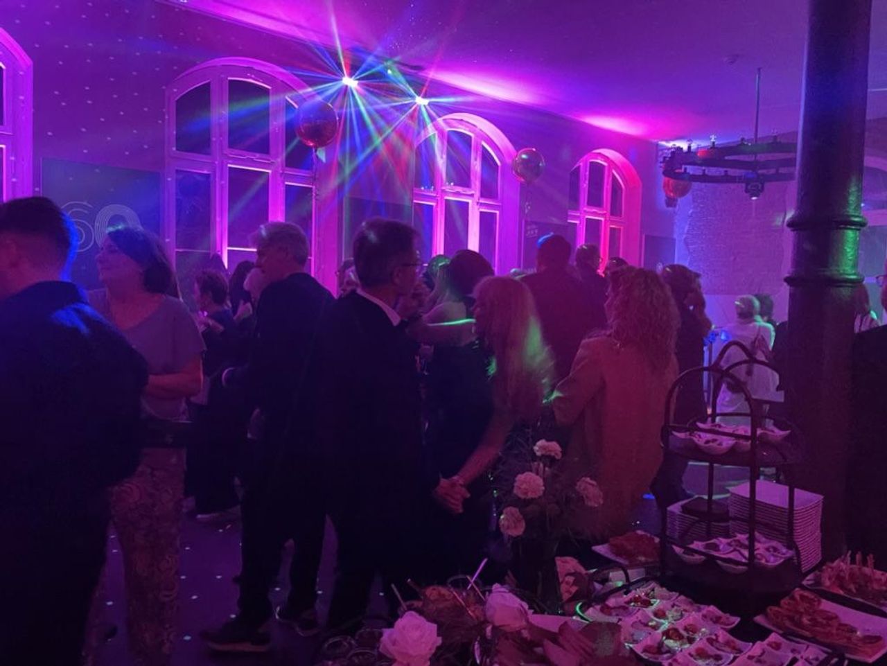 Solingen  Evenementenlocaties Roulez Rouge image 8