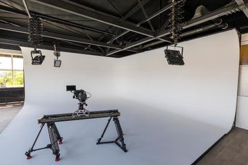 Rest of the World  Fotostudio zweitblick.tv Mietstudio image 7