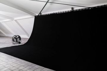 Berlin  Fotostudio WE Studio 2 - BLACK ROOM image 2