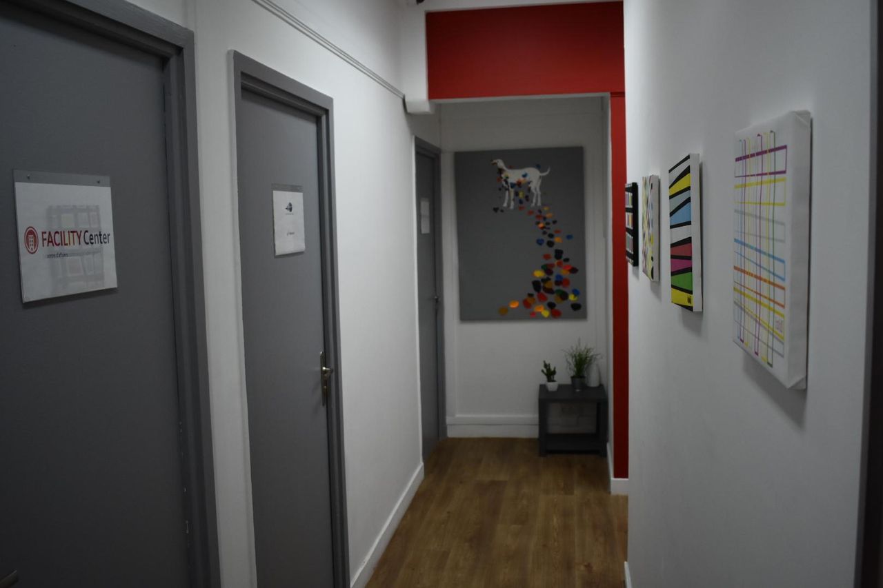 Paris workshop spaces Meeting room Meeting room image 11