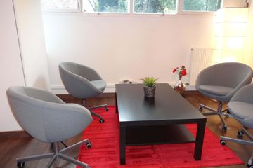 Paris workshop spaces Meeting room Meeting room image 3