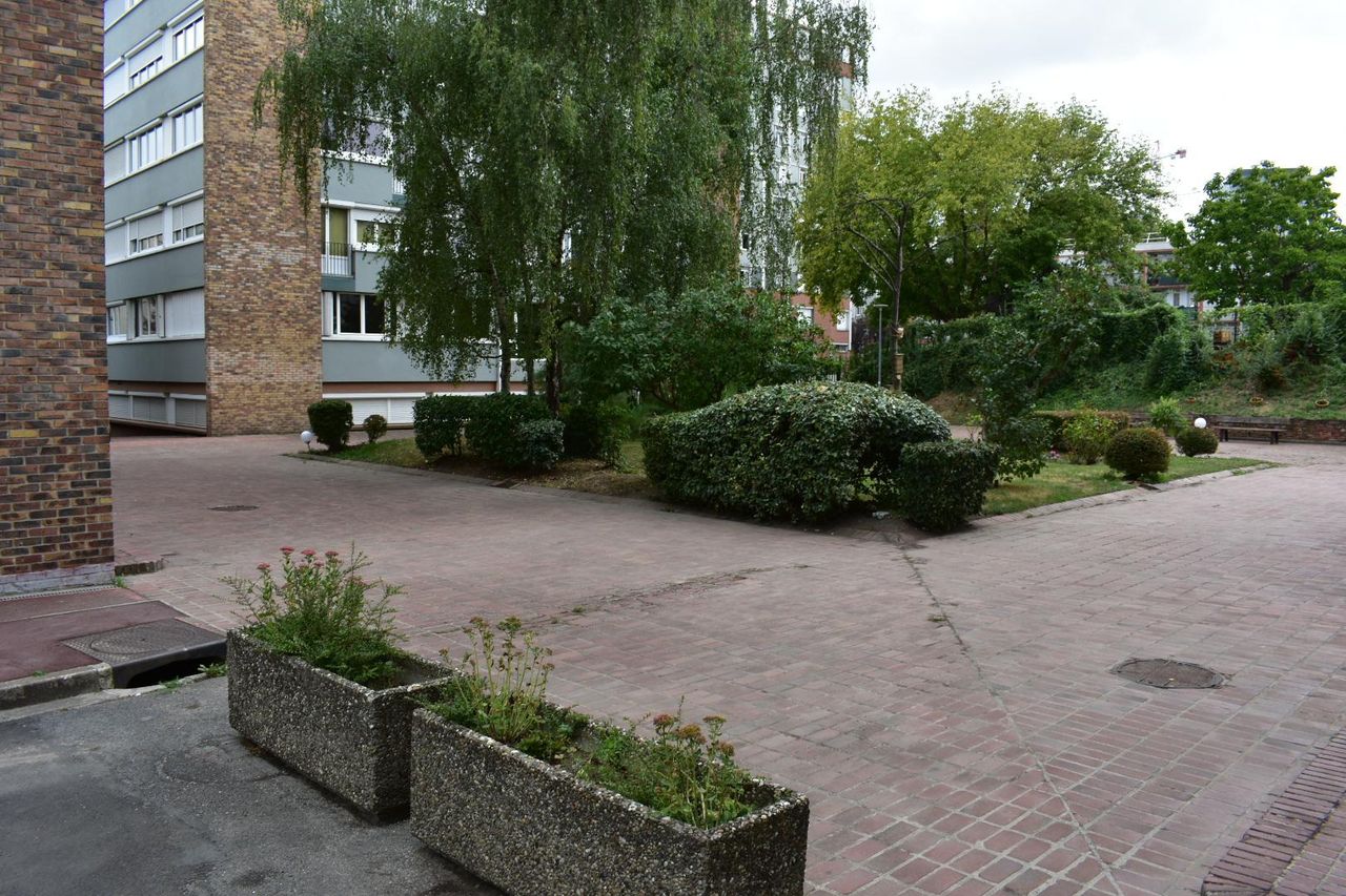 Paris workshop spaces Meeting room Meeting room image 14