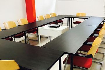 Paris workshop spaces Meeting room Meeting room image 6