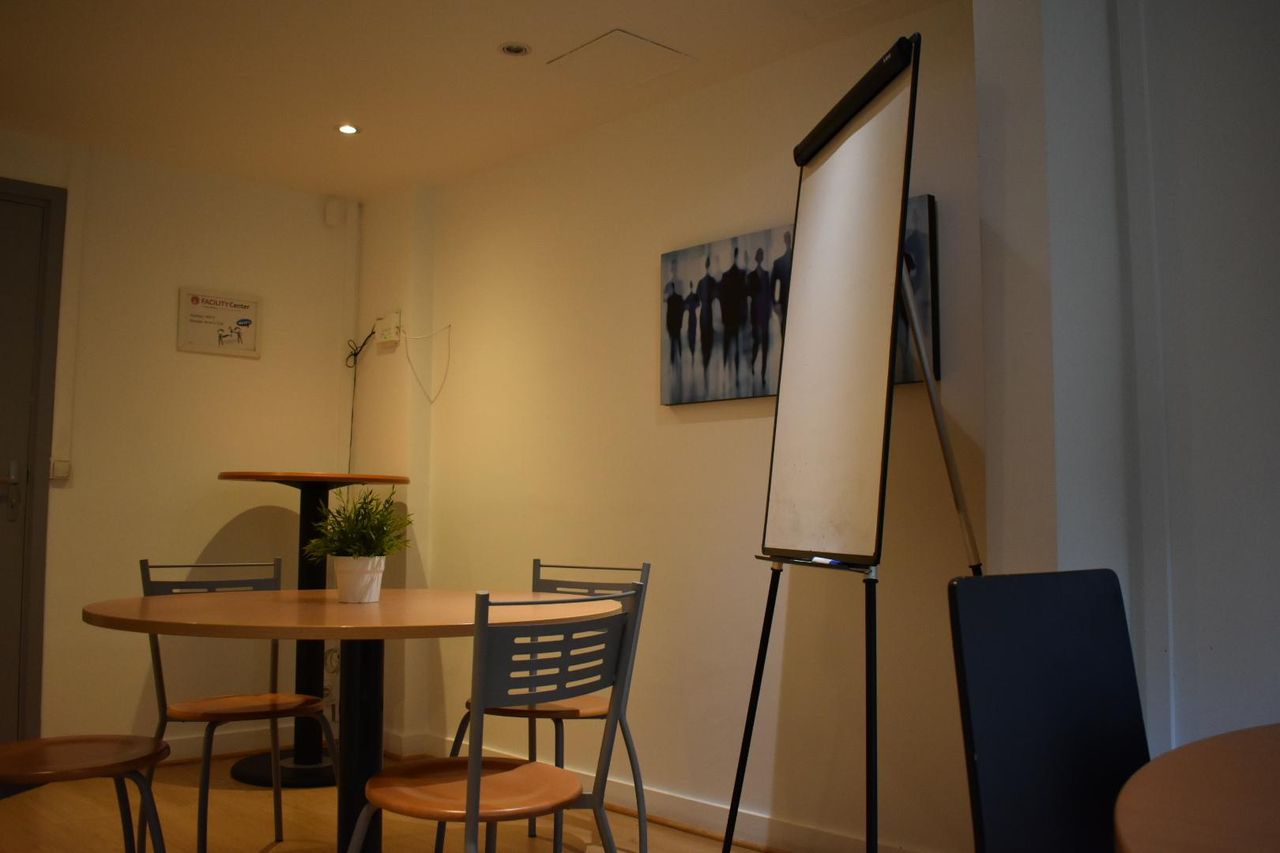 Paris workshop spaces Meeting room Meeting room image 33