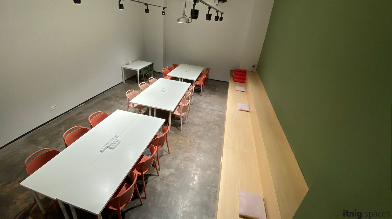 Barcelona  Corporate event spaces Green Room image 2