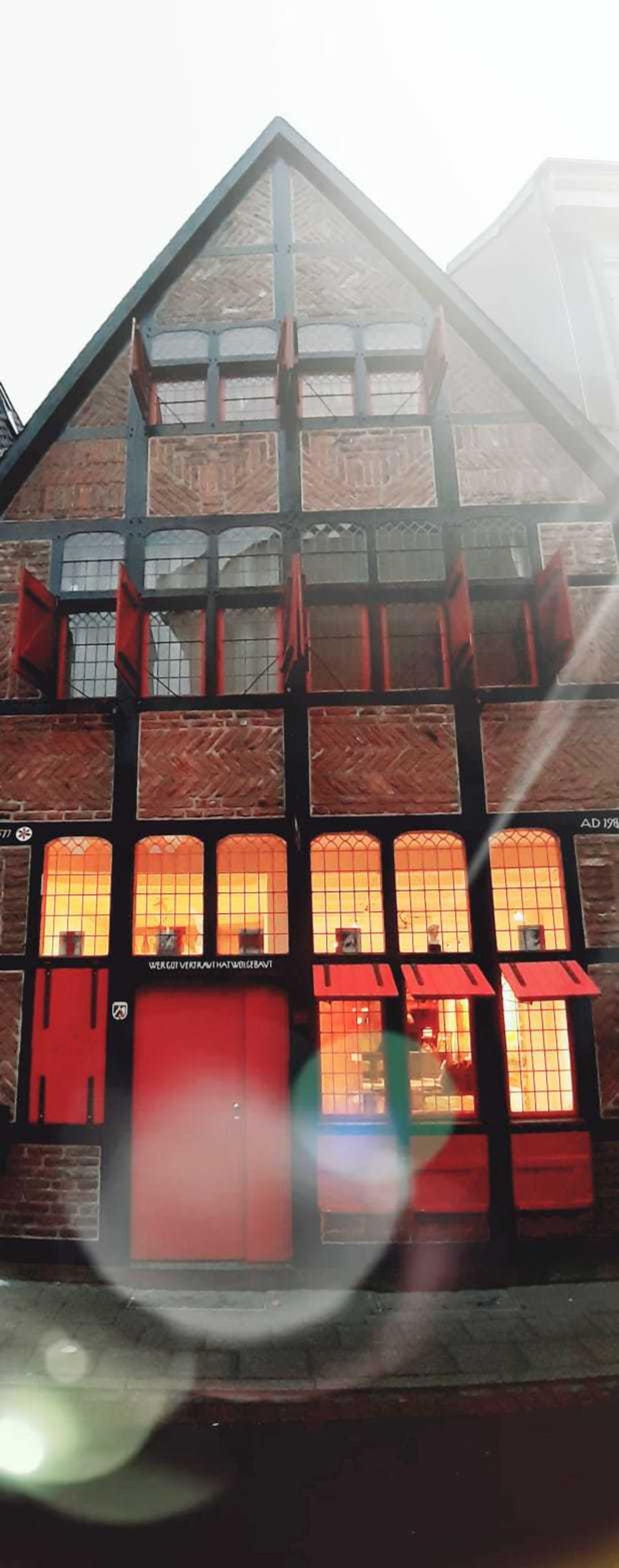 Rest of the World Werkstatt Atelier Kunstentschlossen image 15