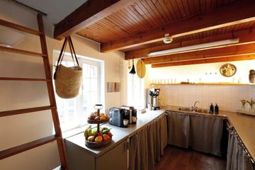 Rest of the World  Atelier Kunstentschlossen image 4