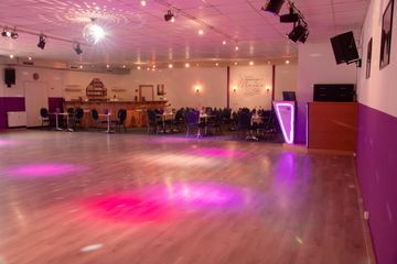 Odenthal PR & Marketing Event  Tanzschule Mavius Wermelskirchen image 10