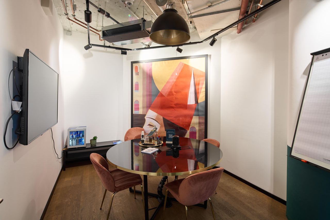 Frankfurt am Main  Coworking spaces Meeting Room M61- 5 seats image 0