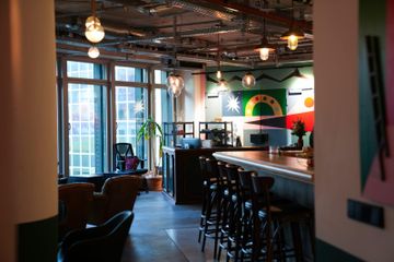 Frankfurt am Main  Coworking spaces Meeting Room M61- 5 seats image 1