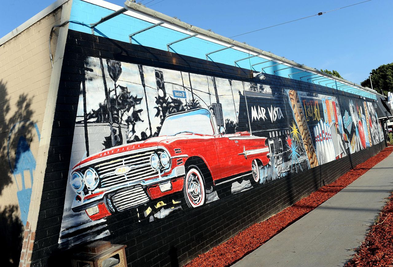 Rest der Welt corporate event spaces Partyraum Ganze Bowlingbahn image 3