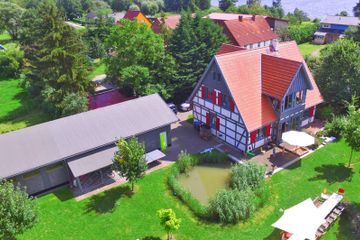 Rest der Welt  Eventraum Fachwerkhaus am Karpfenteich image 1