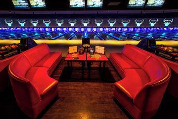 Rest van de wereld corporate event spaces Feestzaal Whole bowling alley image 0