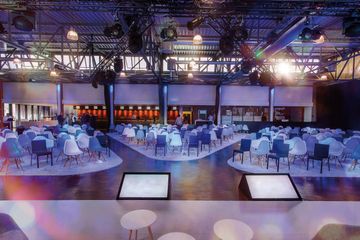 Böblingen PR & Marketing Event Legendenhalle & MOTORWORLD image 10