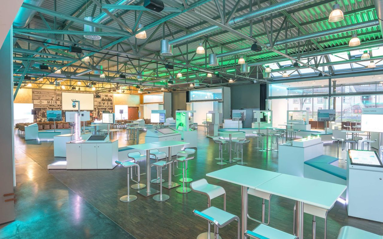 Böblingen PR & Marketing Event  Legendenhalle & MOTORWORLD image 10