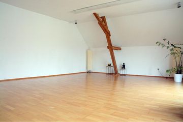 Rest of the World workshop spaces Meeting room Meeting room for up to 30 people image 12