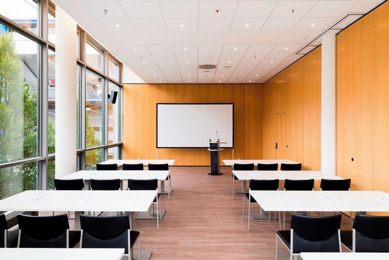 Nürnberg PR & Marketing Event  Galerie Nord oder Süd image 1