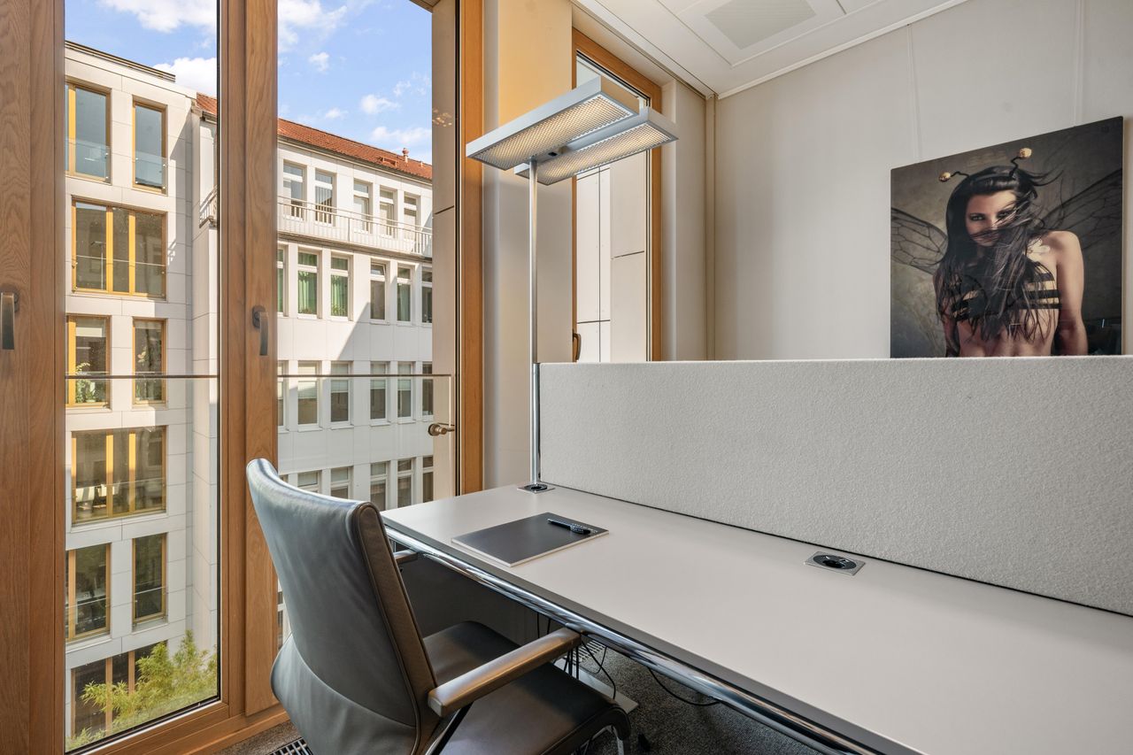 Hamburg Coworking Bedrijvencentrum COWORKING SPACES Hamburg image 3