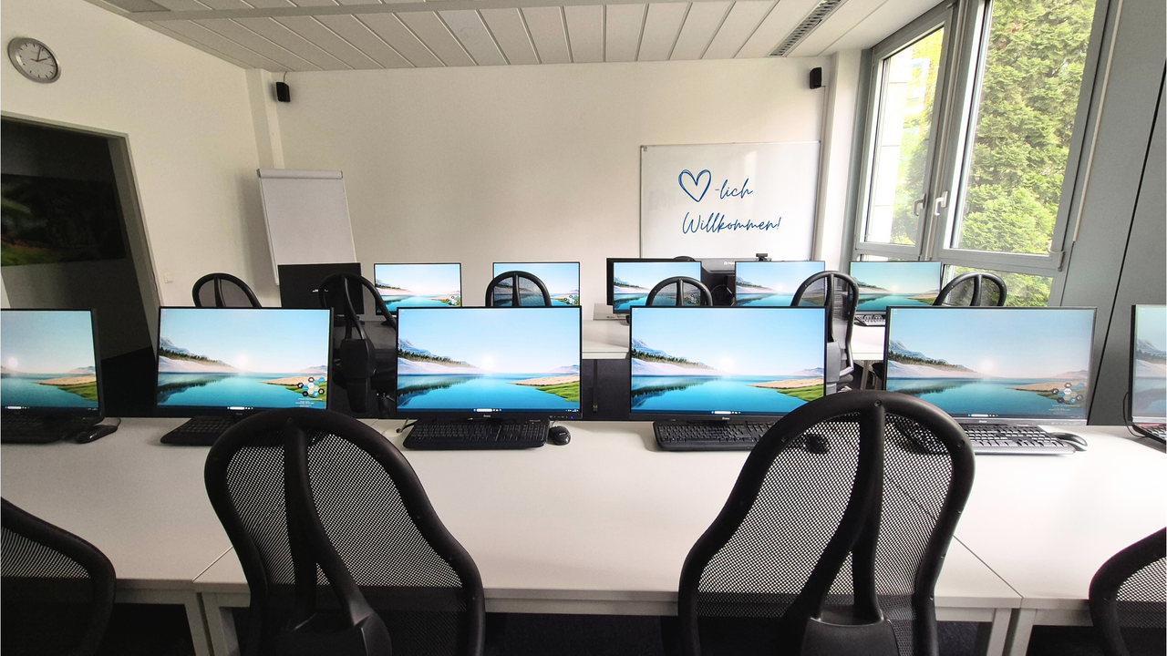 Munich Offsite-Meeting Business center Seminar Room Athen - Heart of Munich image 0