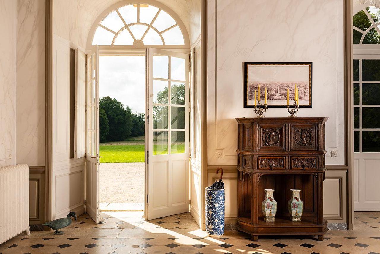 Rest of the World workshop spaces Historic venue Chateau de Courtomer image 9