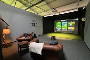 Hanau Außergewöhnliche Locations Indoorgolf image 7