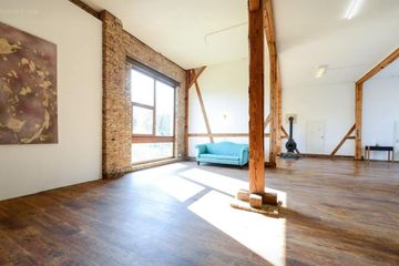 Berlin  Fotostudio Foto-/Filmstudio MEL Wustermark image 1