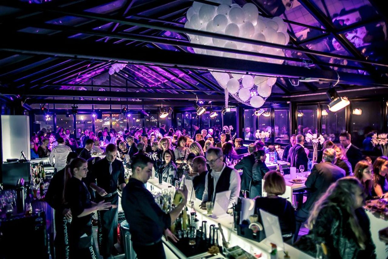 Mainz Offsite Meeting Dachterrasse Panorama 250 image 8