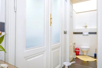 Wien  Sprechzimmer Raum_08 image 3