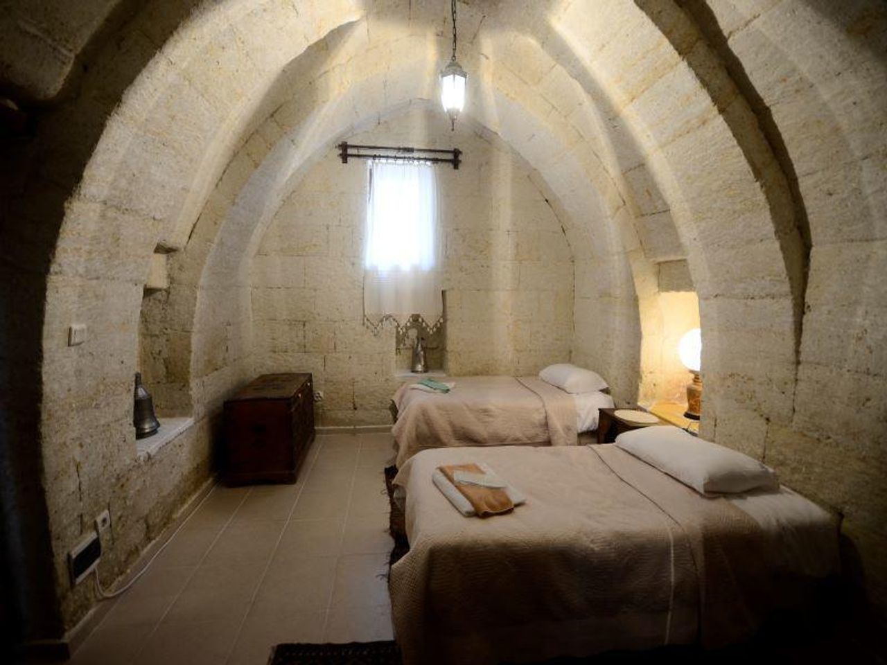 Rest of the World  Filmstudio Ottomanische Steinvilla vom Jahr 1885 mit 20 Zimmern image 21