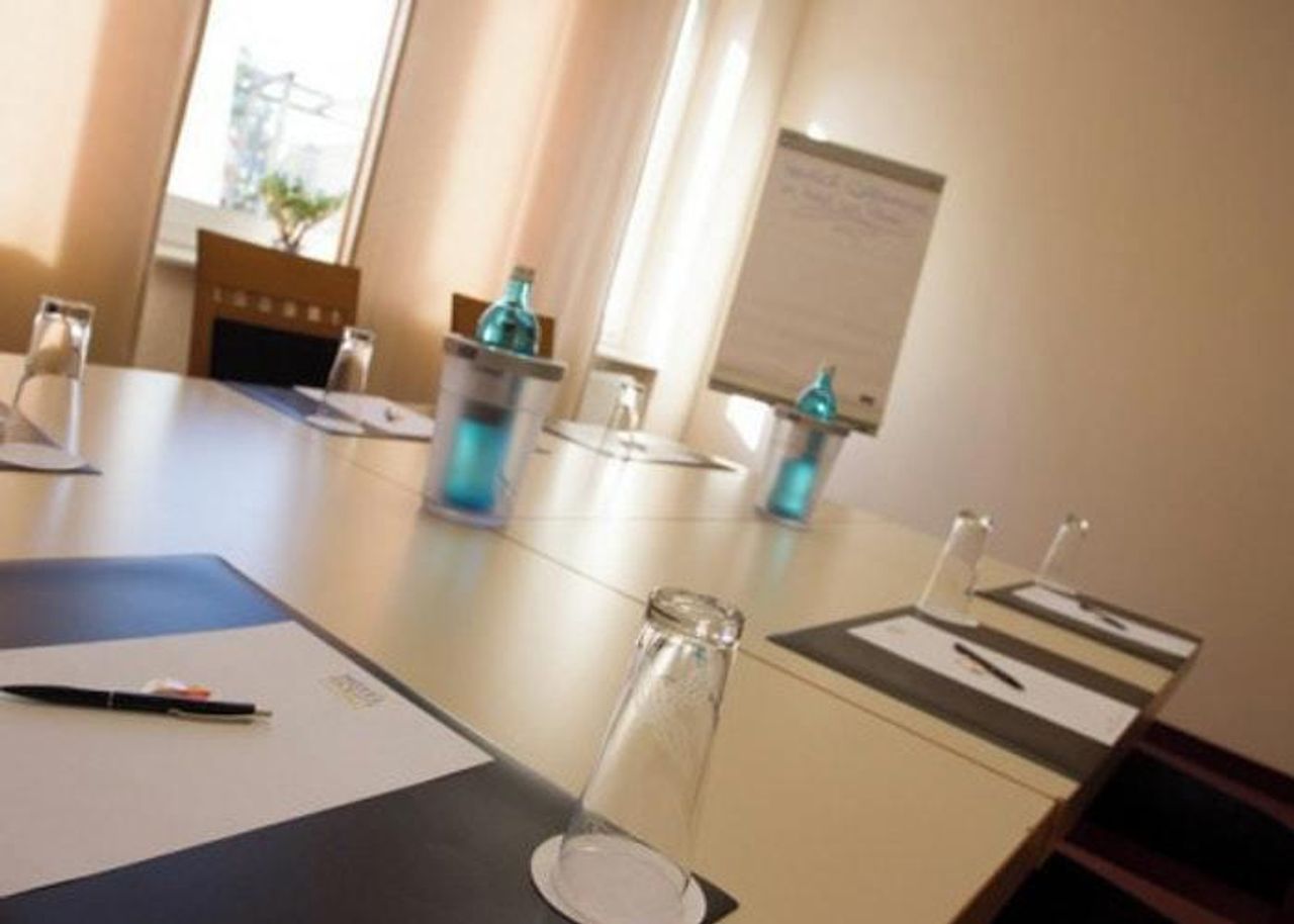 Cologne conference rooms Meeting room Cozy Meeting Room image 8