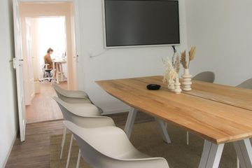 Munich Mobiles Arbeiten Office desk Vollausgestatteter, klimatisierter Schreibtisch im Heimatoffice 26 (D4) image 9