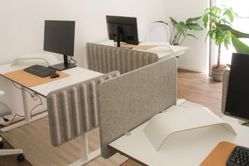 Munich Office desk Vollausgestatteter, klimatisierter Schreibtisch im Heimatoffice 26 (1) image 6