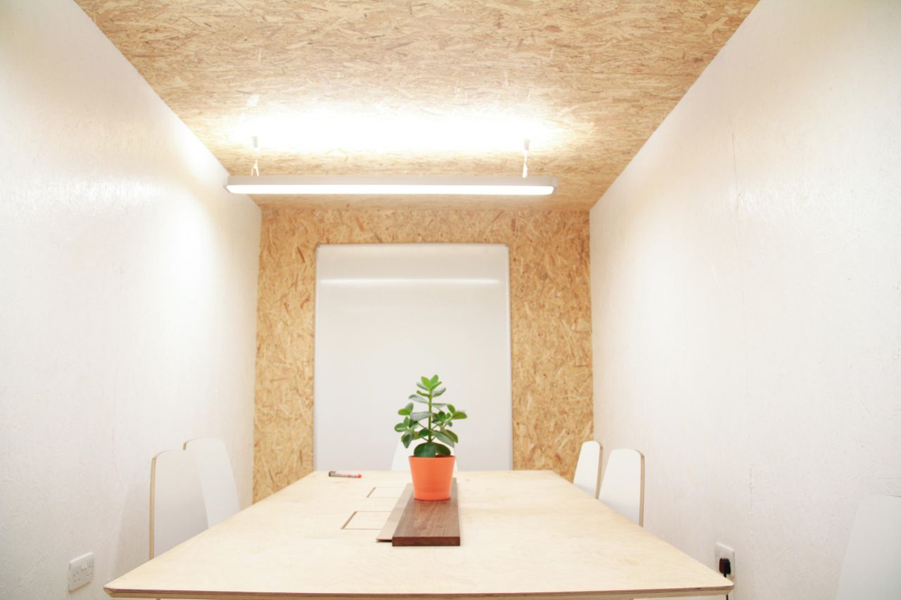 London workshop spaces Meeting room Gallery Space image 3