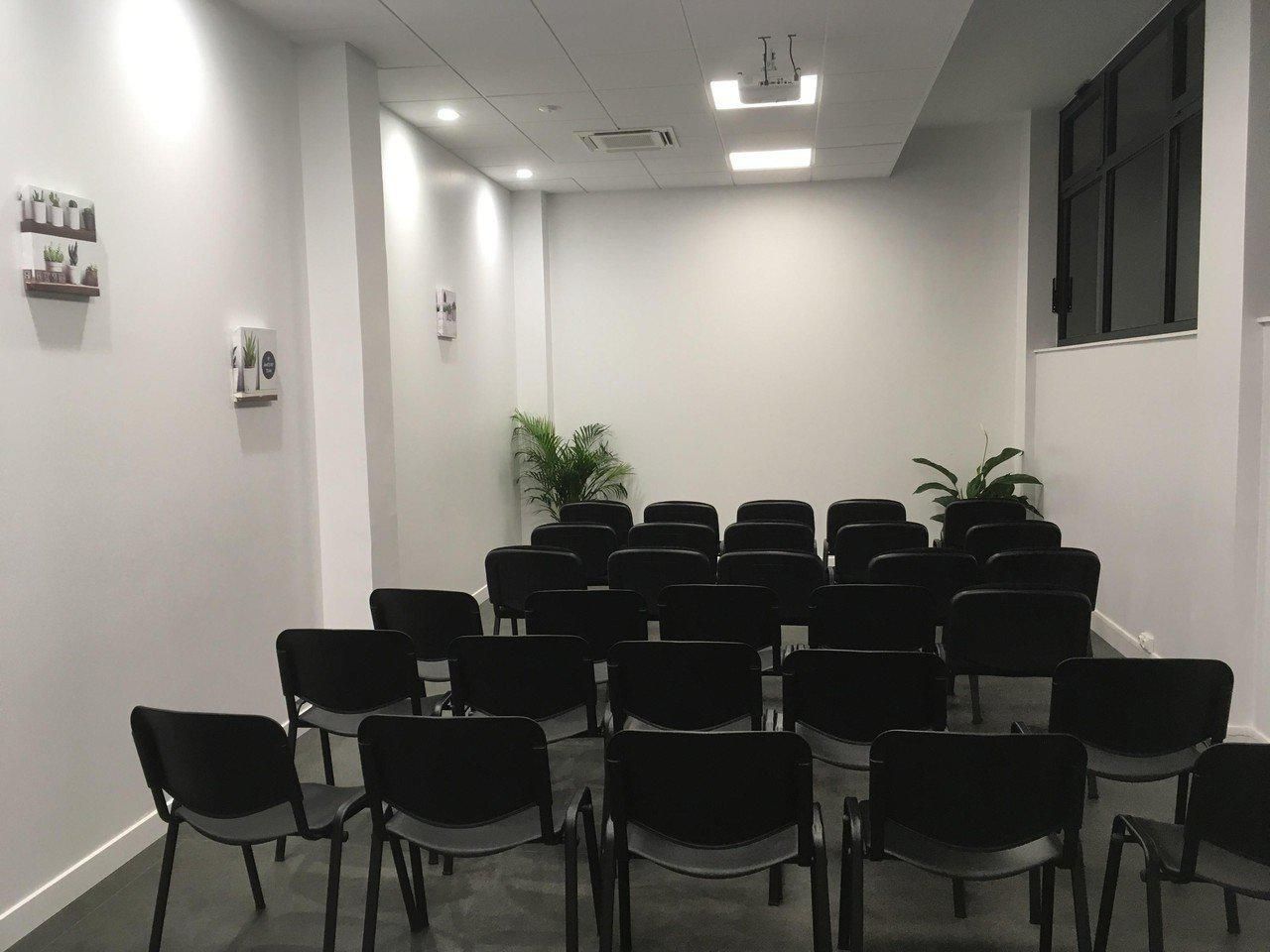 Paris workshop spaces Meetingraum Office image 9