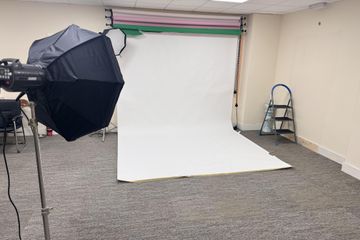 London Fotostudio Goshen Mutimedia Studio image 0