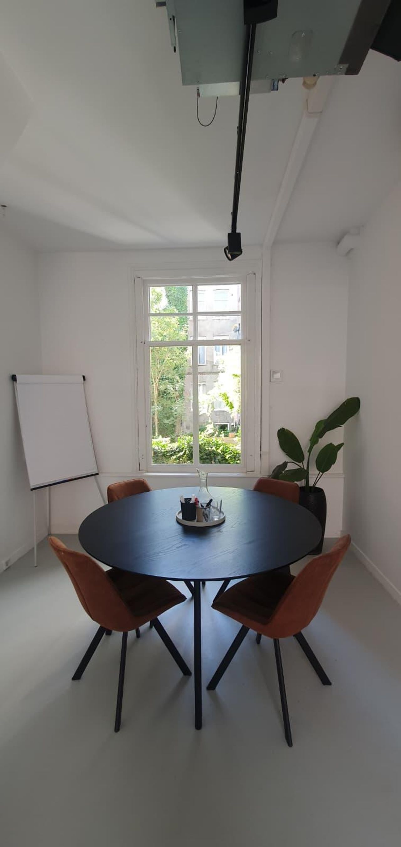 Amsterdam Mobiel Werken Meeting room Vondelpark Meetings image 9