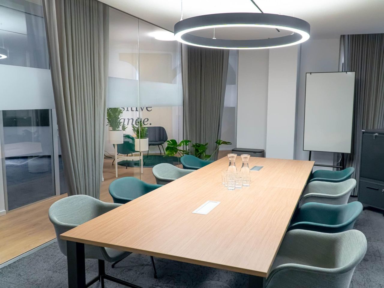 Hamburg  Coworking space Meetingraum Kolumbus image 0