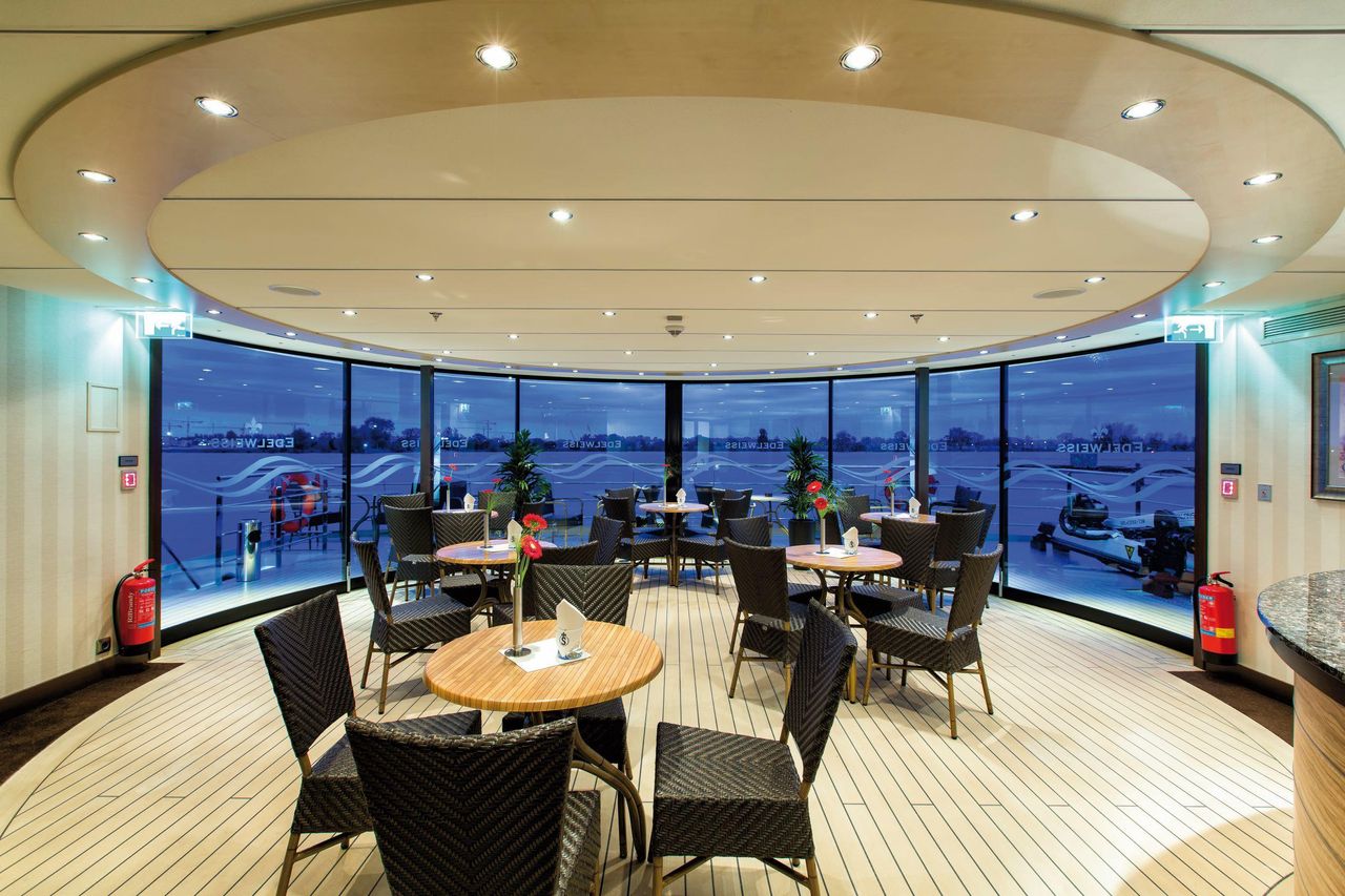 Rest der Welt corporate event spaces Boot Veranstaltungsboot image 3