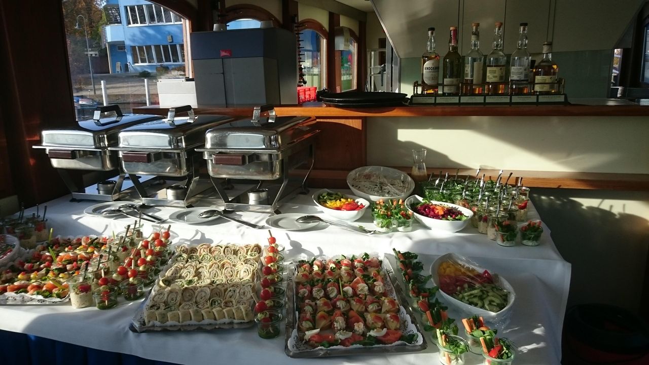 Rest der Welt Geburtstag  Salonschiff 