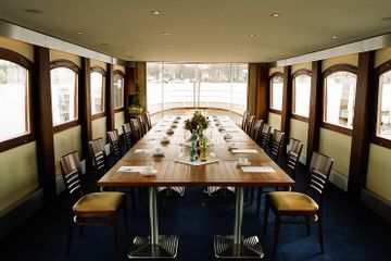 Rest der Welt Geburtstag Salonschiff