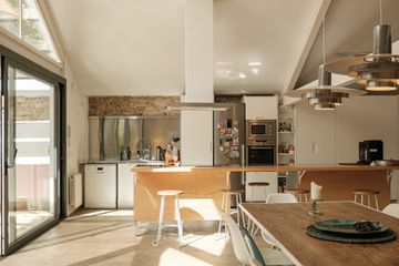 Barcelona Mobile Working Loft Big loft with terrace image 3