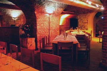 Dormagen PR & Marketing Event Weingut/Weinkeller Künstlerkeller image 5