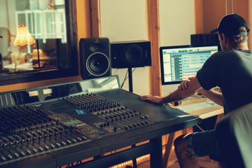 Berlin Tonstudio Mixing image 1