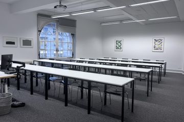 St. Gallen Seminar Seminar room Seminarraum Standard gross (Referenz 129) image 1