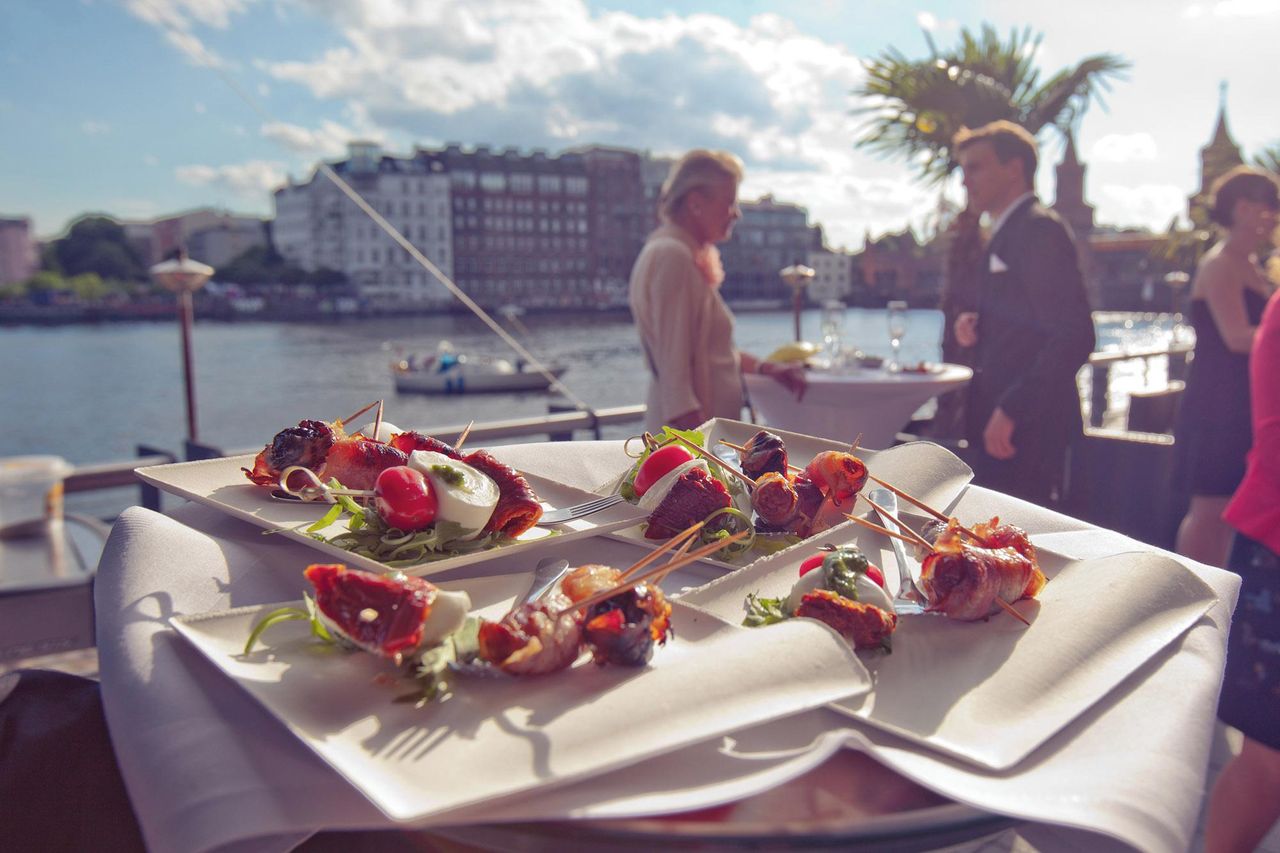 Berlin  Eventraum Capitol Yard Golf Lounge image 8