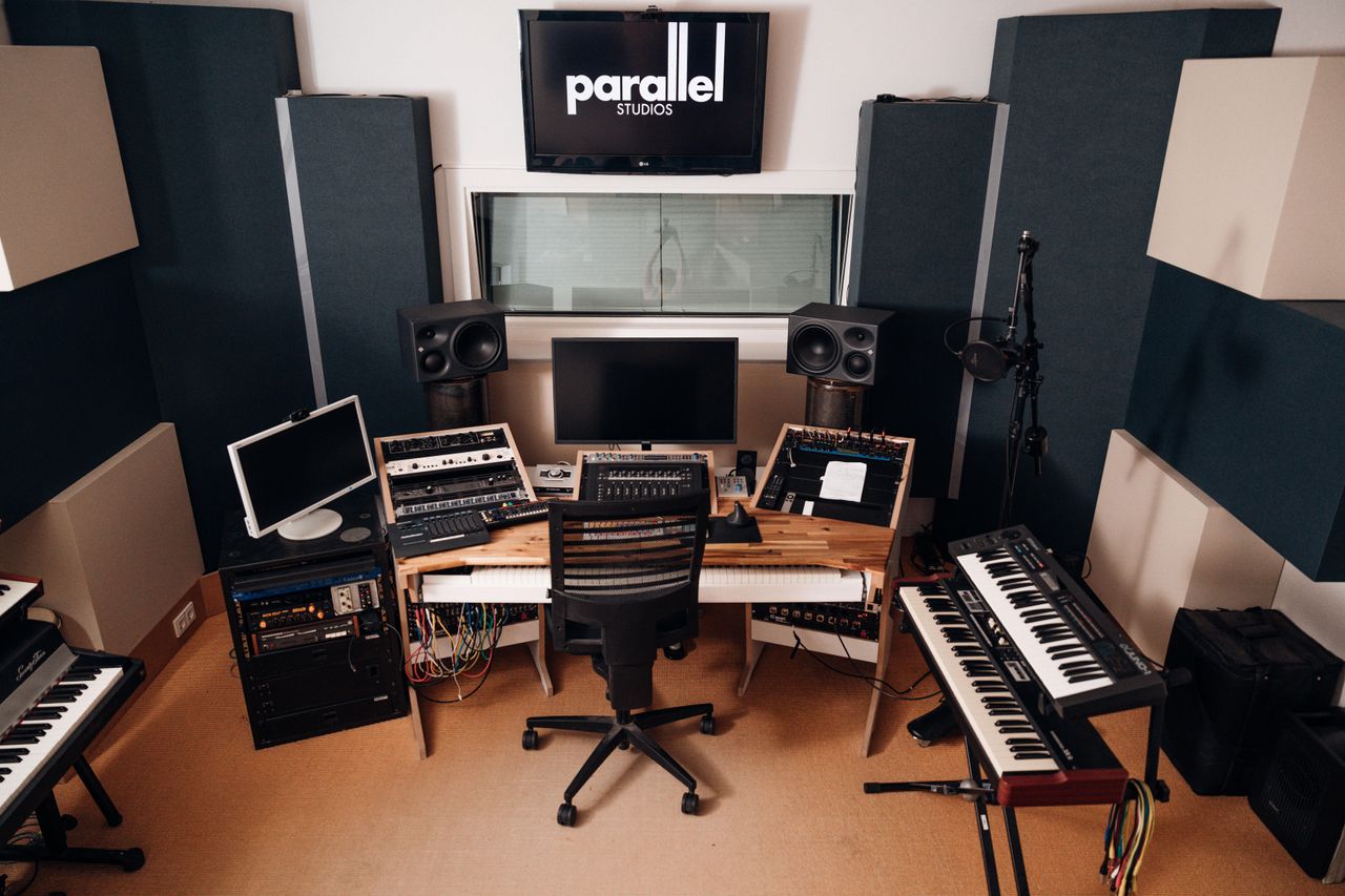 Hamburg Kreatives Meeting Recording Studio Studio 1 image 4